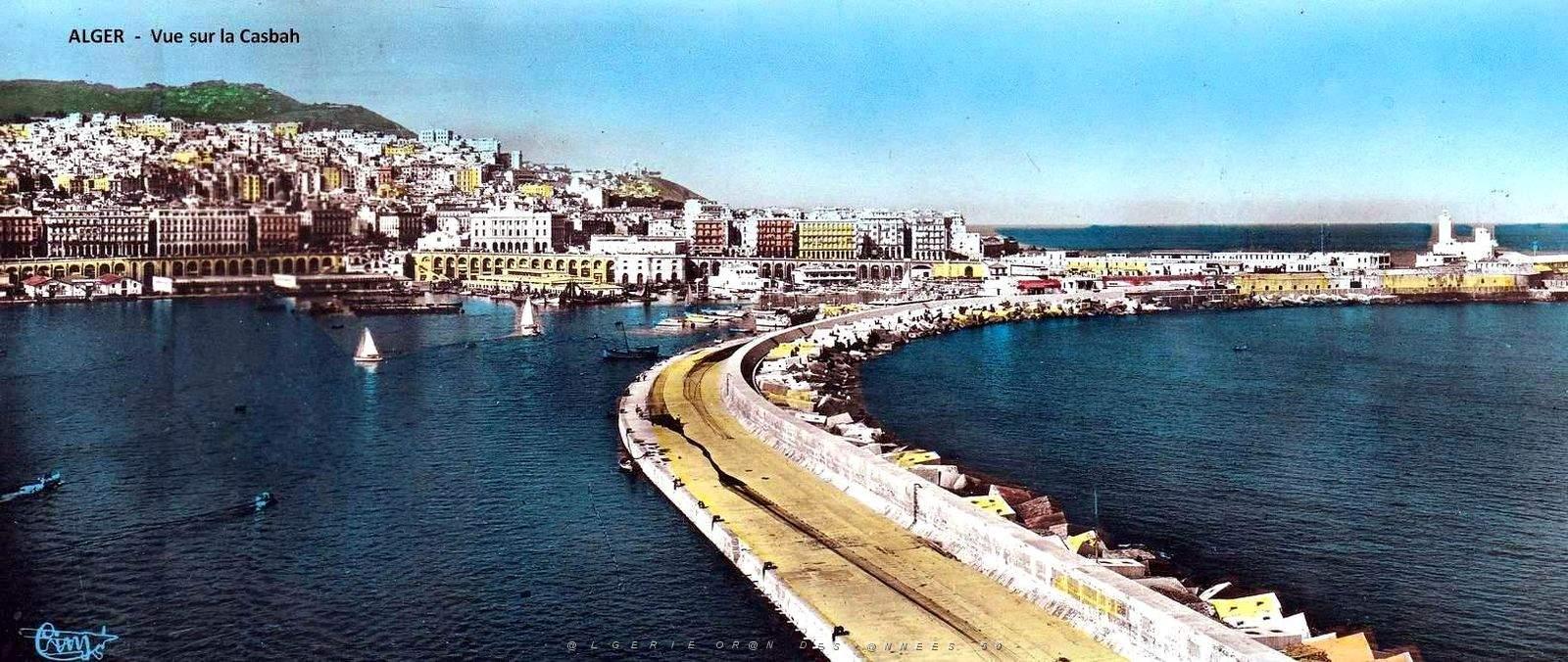 Alger - Vue sur La Casbah.jpg